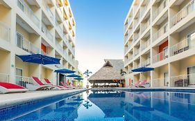 Decameron Isla Coral Guayabitos, Ramada All-Inclusive Resort